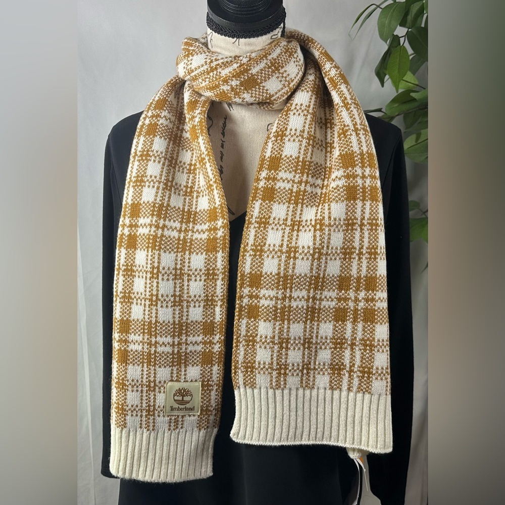 Timberland Brown and White Scarf - Picture 4 of 12